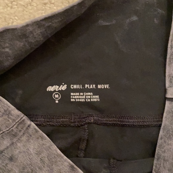 Dark grey leggings with side lace. - Picture 4 of 4